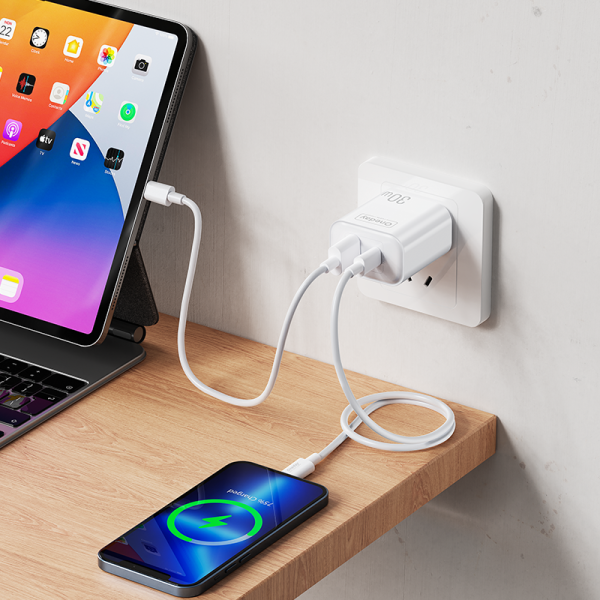 OC05 With USB to T-ypec cable  30W USB + T-ypec dual port Charger - 图片 4